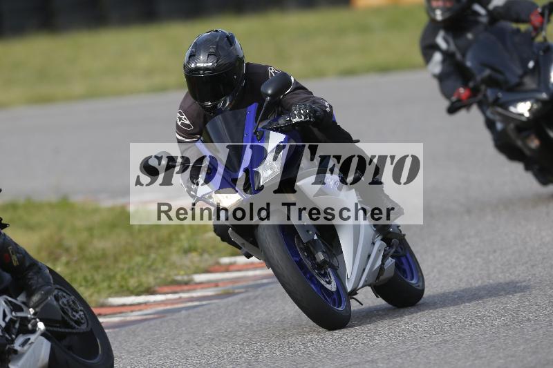 /Archiv-2024/17 01.05.2024 Speer Racing ADR/Schnuppertraining